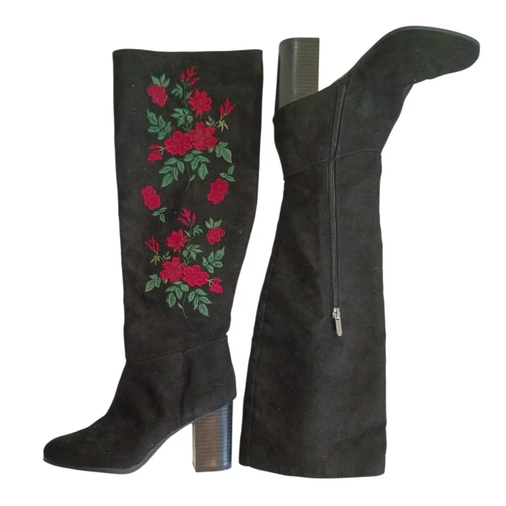 Libby Edelman Black Faux Suede Floral Embroidered Knee High Block Heel Boots 8.5
